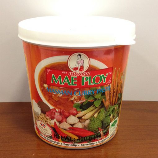 Mae Ploy Massaman Curry